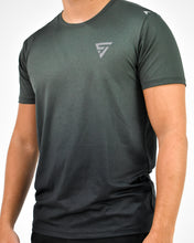 Load image into Gallery viewer, SEAMLESS OMBRE TEE IN GREEN
